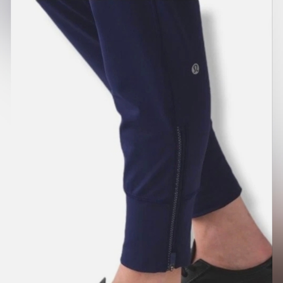 Lululemon Athletica Navy Joggers with zippered pockets and ankle zippers - Picture 2 of 6